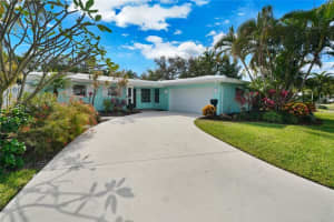 818 SW 5th St, Boca Raton, FL 33486, Sold 01/15/21