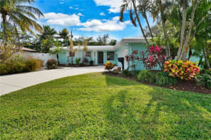 818 SW 5th St, Boca Raton, FL 33486, Sold 01/15/21