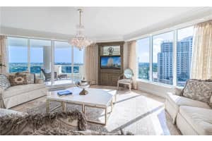 411 N New River Dr E, Fort Lauderdale, FL 33301, Sold 06/04/21