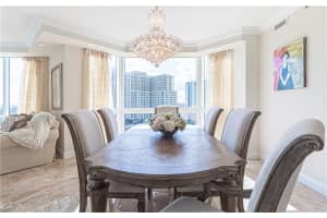 411 N New River Dr E, Fort Lauderdale, FL 33301, Sold 06/04/21