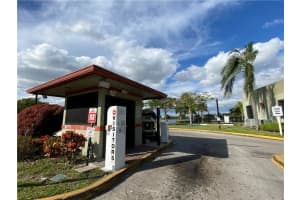 212 Lake Pointe Dr, Oakland Park, FL 33309, Sold 04/22/21