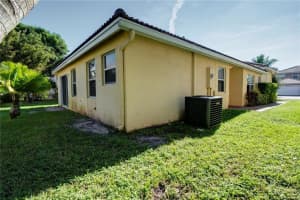 4037 Cresent Creek St, Coconut Creek, FL 33073, Sold 02/10/21