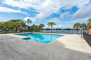 212 Lake Pointe Dr, Oakland Park, FL 33309, Sold 04/05/21