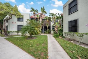 213 Lake Pointe Dr, Oakland Park, FL 33309, Sold 03/10/21