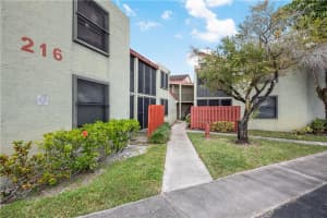 216 Lake Pointe Dr, Oakland Park, FL 33309, Sold 03/23/21