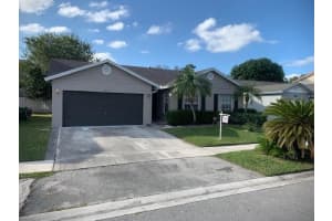 940 SW 88th Ave, Pembroke Pines, FL 33025, Sold 01/28/21