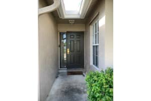 940 SW 88th Ave, Pembroke Pines, FL 33025, Sold 01/28/21