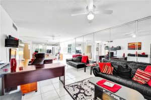 9410 Tangerine Pl, Davie, FL 33324, Sold 03/04/21