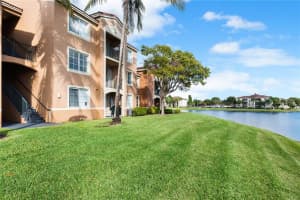 7980 N Nob Hill Rd, Tamarac, FL 33321, Sold 01/23/21