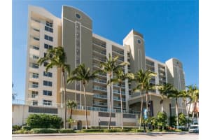 17050 N Bay Rd, Sunny Isles Beach, FL 33160, Sold 05/04/21