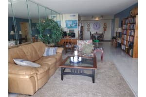 1370 S Ocean Blvd, Pompano Beach, FL 33062, Sold 02/25/21