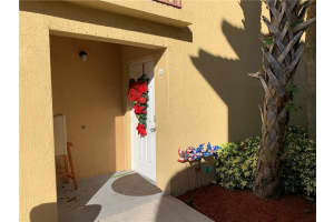 681 NW 78th Terrace, Pembroke Pines, FL 33024, Sold 04/13/21