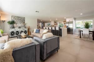 10327 SW 50th Ct, Cooper City, FL 33328, Sold 01/15/21