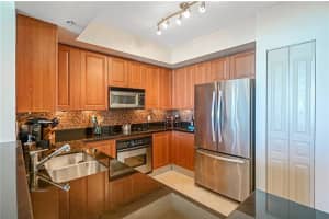 350 SE 2nd St, Fort Lauderdale, FL 33301, Sold 04/29/21