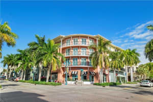 225 NE 1st St, Delray Beach, FL 33444, Sold 02/25/21