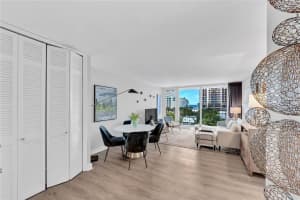 524 Orton Ave, Fort Lauderdale, FL 33304, Sold 03/12/21