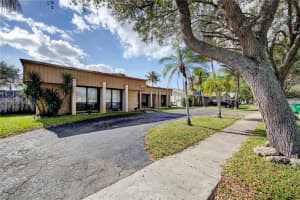 10450 SW 50th Pl, Cooper City, FL 33328, Sold 04/30/21