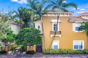 156 Lake Monterey Cir, Boynton Beach, FL 33426, Sold 03/01/21