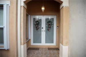 16207 SW 44th Ln, Miami, FL 33185, Sold 02/12/21