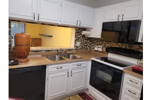 5501 Lakeside Dr, Margate, FL 33063, Sold 04/21/21
