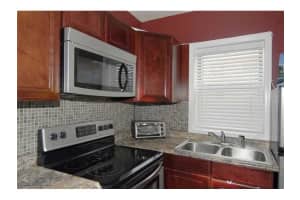 311 Liberty St, Hollywood, FL 33019, Sold 04/06/22
