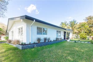 420 S 57th Terrace, Hollywood, FL 33023, Sold 04/19/21