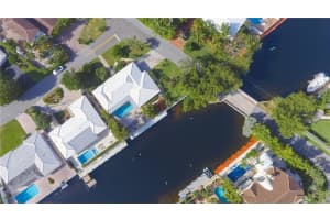 65 Castle Harbor Isle Dr, Fort Lauderdale, FL 33308, Sold 02/16/21