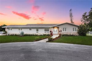 11380 SW 1st St, Plantation, FL 33325, Sold 04/06/21