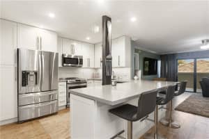 330 SE 20th Ave, Deerfield Beach, FL 33441, Sold 04/09/21