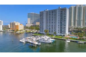 77 S Birch Rd #3a, Fort Lauderdale, FL 33316, Sold 02/22/21
