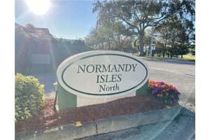 1033 Salmon Isle, Greenacres, FL 33413, Sold 05/04/21