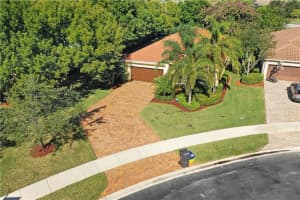 10753 Willow Oak Ct, Wellington, FL 33414, Sold 02/22/21
