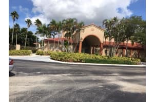 8606 SW 3rd St, Pembroke Pines, FL 33025, Sold 03/30/21