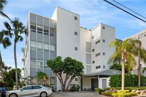 9200 W Bay Harbor Dr #4a, Bay Harbor Islands, FL 33154, Sold 05/10/21