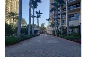 20185 E Country Club Dr, Aventura, FL 33180, Sold 04/23/21