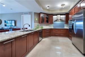 2509 N Ocean Blvd, Fort Lauderdale, FL 33305, Sold 04/23/21