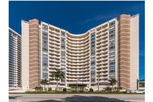3180 S Ocean Dr, Hallandale Beach, FL 33009, Sold 01/08/21