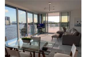 435 Bayshore Dr, Fort Lauderdale, FL 33304, Sold 01/14/21