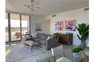 435 Bayshore Dr, Fort Lauderdale, FL 33304, Sold 01/14/21