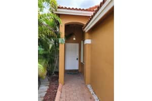 245 NW 107th Ave, Pembroke Pines, FL 33026, Sold 03/15/21