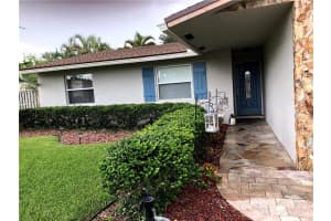 12811 SW 10th Manor, Davie, FL 33325, Sold 02/19/21