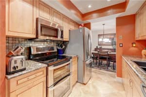 10602 NW 81st St, Tamarac, FL 33321, Sold 02/16/21