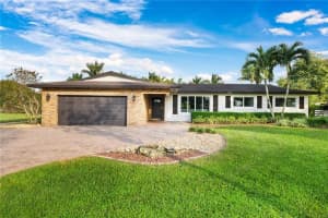 7550 NW 84th Ave, Parkland, FL 33067, Sold 03/17/21