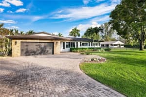 7550 NW 84th Ave, Parkland, FL 33067, Sold 03/17/21