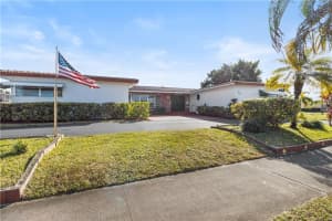 601 E Chaminade Dr, Hollywood, FL 33021, Sold 08/17/21