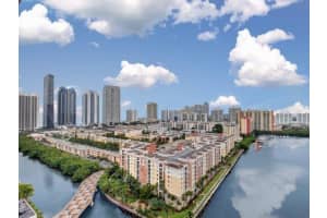 17100 N Bay Rd, Sunny Isles Beach, FL 33160, Sold 04/01/21