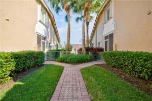 7270 NW 61st Terrace, Parkland, FL 33067, Sold 02/16/21