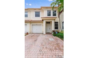 8476 SW 29th St, Miramar, FL 33025, Sold 06/10/21