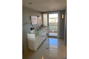 1523 E Hillsboro Blvd, Deerfield Beach, FL 33441, Sold 03/05/21