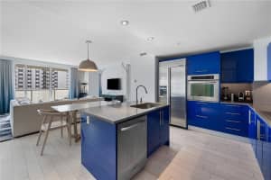 3101 Bayshore Dr, Fort Lauderdale, FL 33304, Sold 12/22/21